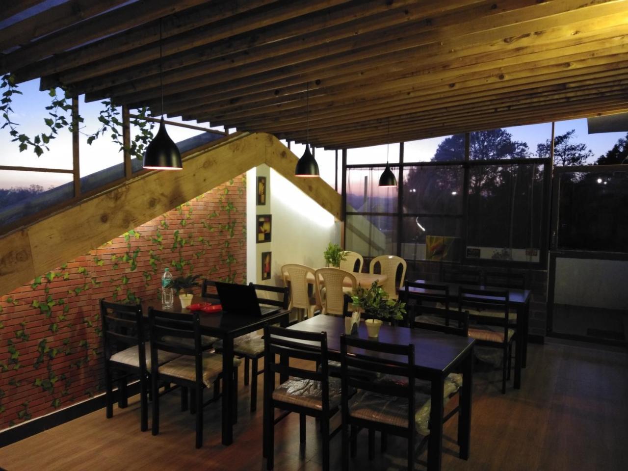 Drizzle Drop Inn Ooty Exterior photo